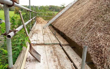 advantages of Eversley Centre thatch roofing